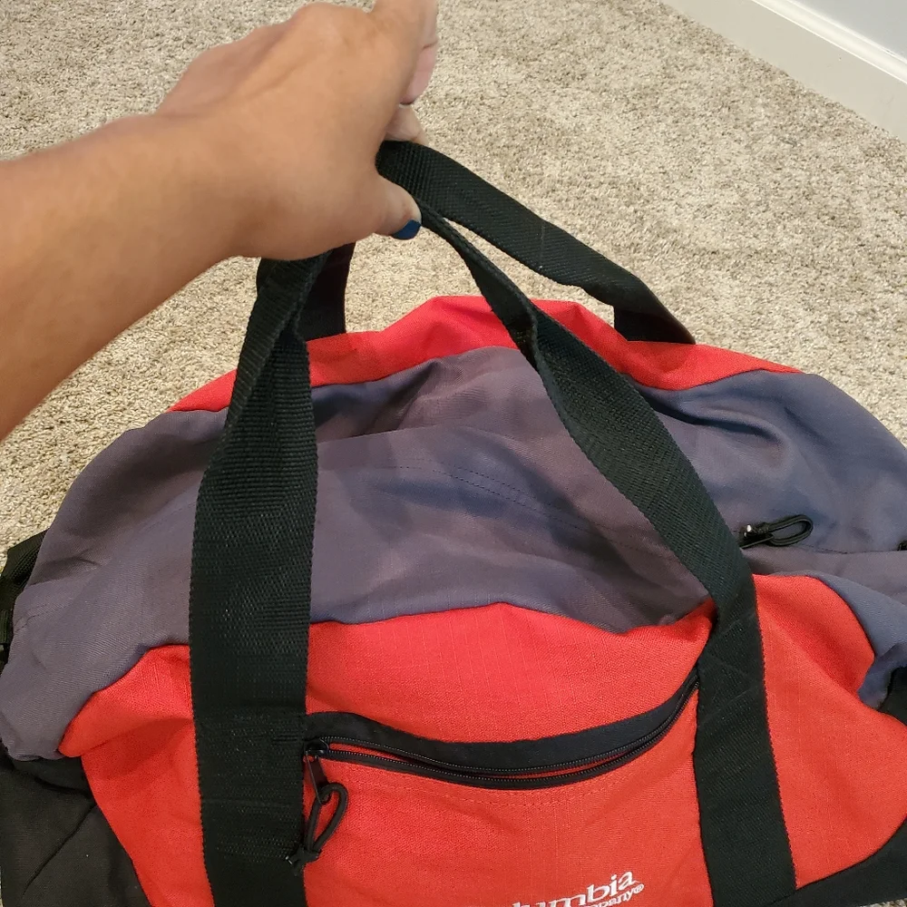 Columbia Red/Black/Gray Duffle Bag